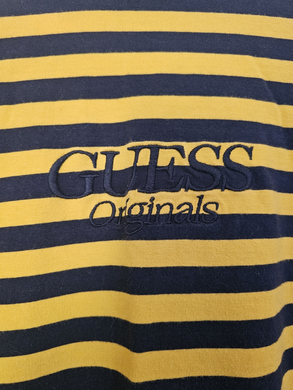 Vintage Guess T Shirt - Picture 3 of 7